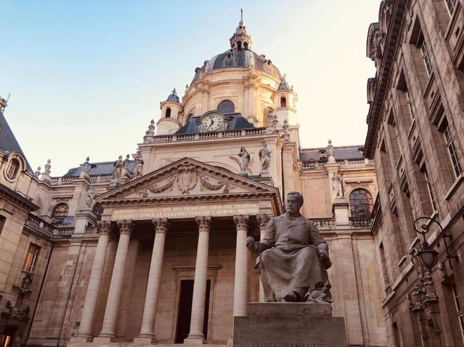 Rue Des Ecoles * Parigi